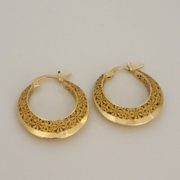 گوشواره حلقه ای تراش طرح گل 16720